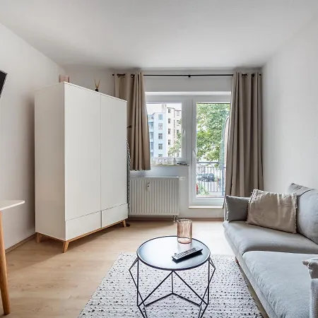 Limehome Breiter Weg Lägenhet *