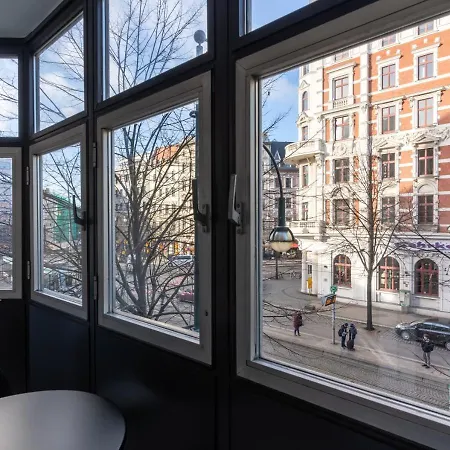 Limehome Breiter Weg Lägenhet *