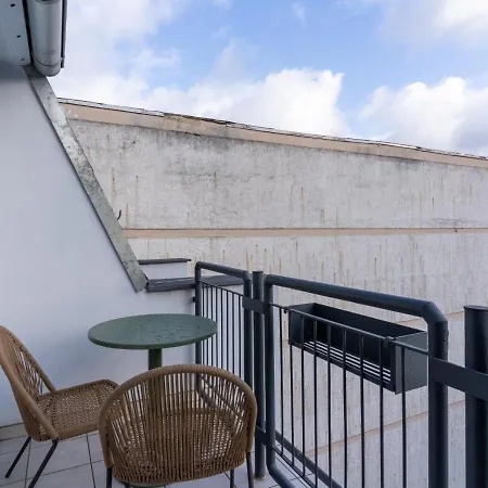 Limehome Breiter Weg