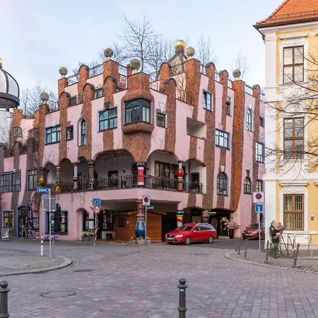 Limehome Breiter Weg
