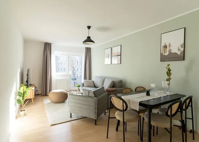 Limehome Breiter Weg *