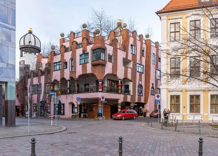 Limehome Breiter Weg